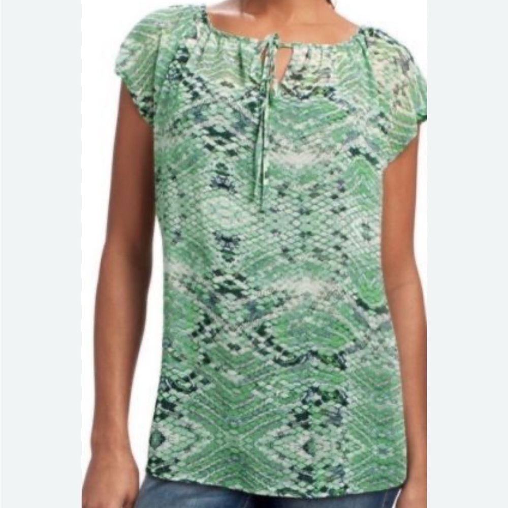 3x20 CAbi Green Tie Front 3/4 Sleeve Blouse